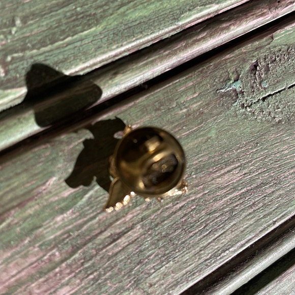 Angel pin - Picture 2 of 2